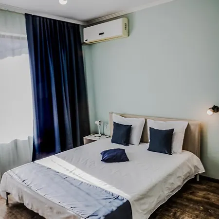 Bo's Place 3* Св. Св. Константин и Елена