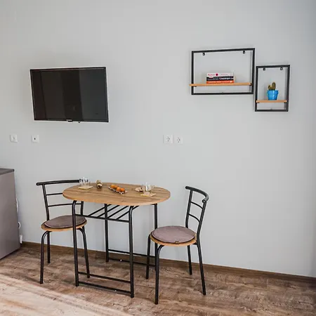 Хотел Bo's Place