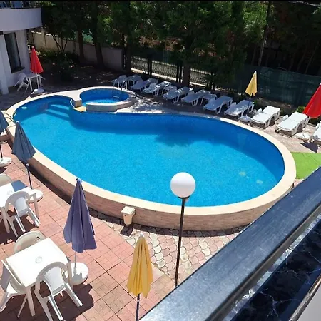 Bo's Place 3* Св. Св. Константин и Елена