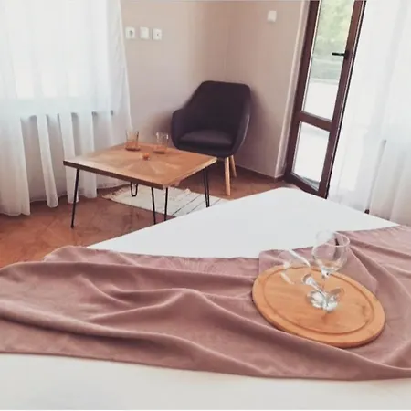 Bo's Place Хотел Св. Св. Константин и Елена