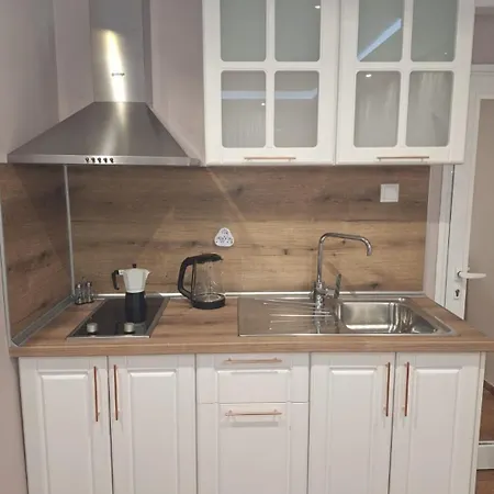 Bo's Place 3* Св. Св. Константин и Елена