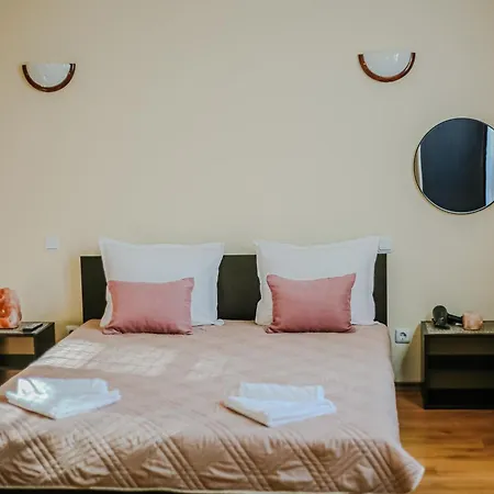 Bo's Place Св. Св. Константин и Елена